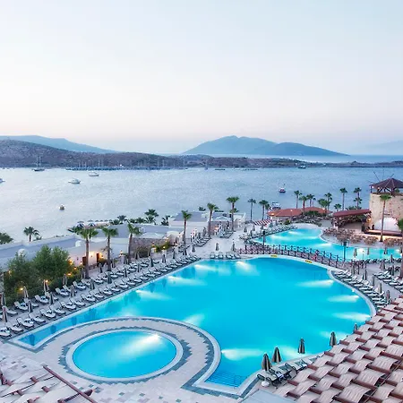 Resort Selectum Colours Bodrum 5*