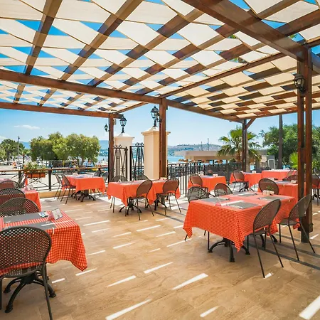 Selectum Colours Bodrum Üdülőközpont 5*